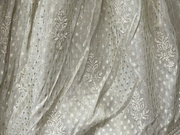 Meera’s Lehenga – Royal Beige Banarasi Chaniya Choli with Wine Embroidered Dupatta - Image 3