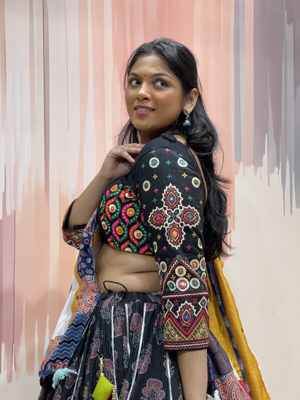 Black Embroidered Chaniya Choli with Multicolor Patchwork Dupatta - Image 4