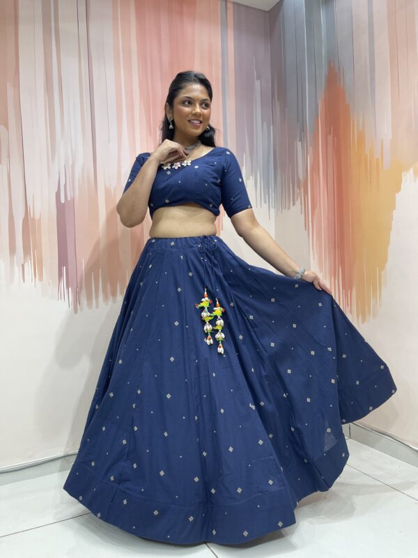 Elegant Navy Blue Chaniya Choli with Ikat Peacock Dupatta & Floral Blouse Detailing – Meera’s Lehenga - Image 9