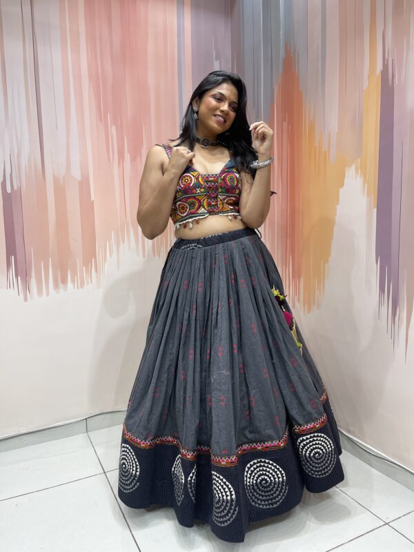 Charcoal Grey Chaniya Choli with Multicolor Embroidered Blouse & White Mirror Work Dupatta – Meera’s Lehenga - Image 5