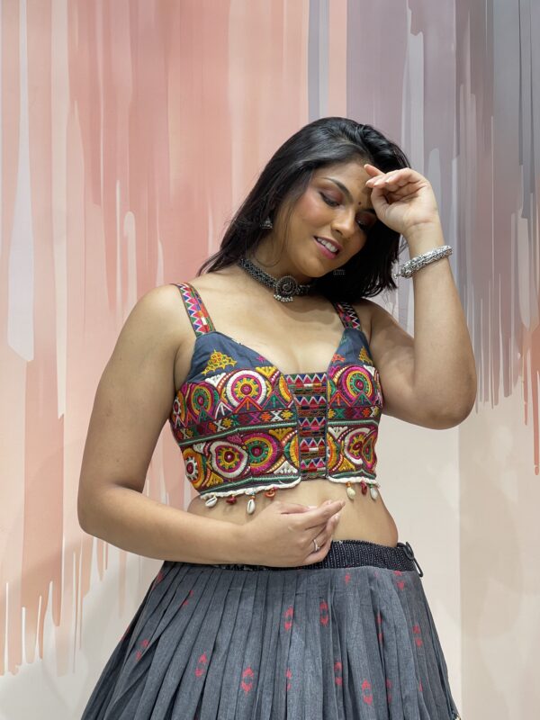 Charcoal Grey Chaniya Choli with Multicolor Embroidered Blouse & White Mirror Work Dupatta – Meera’s Lehenga - Image 9